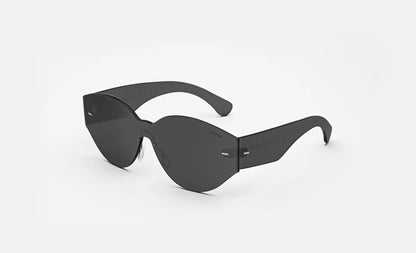 Retrosuperfuture Tuttolente Drew Mama Black Sunglasses HFW